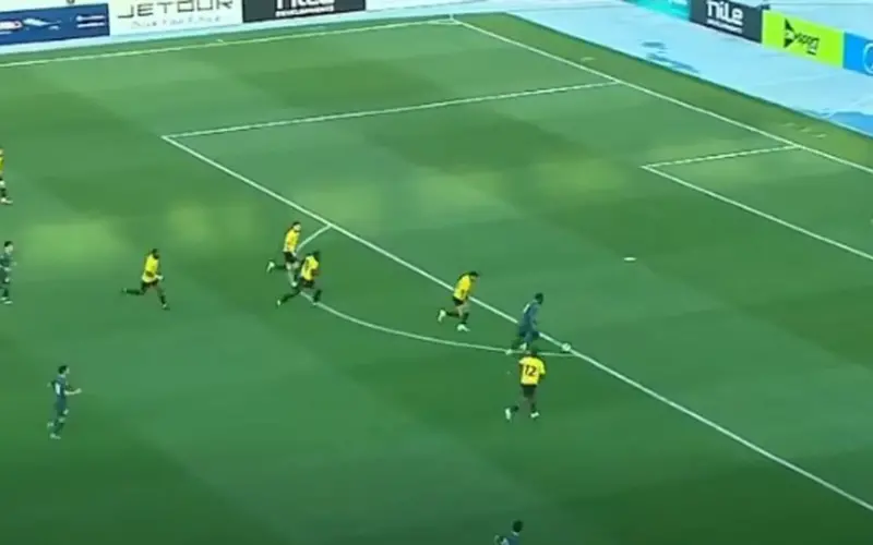 شوط أول متعادل سلبيًا بين الاتحاد وكهرباء الإسماعيلية بالدوري